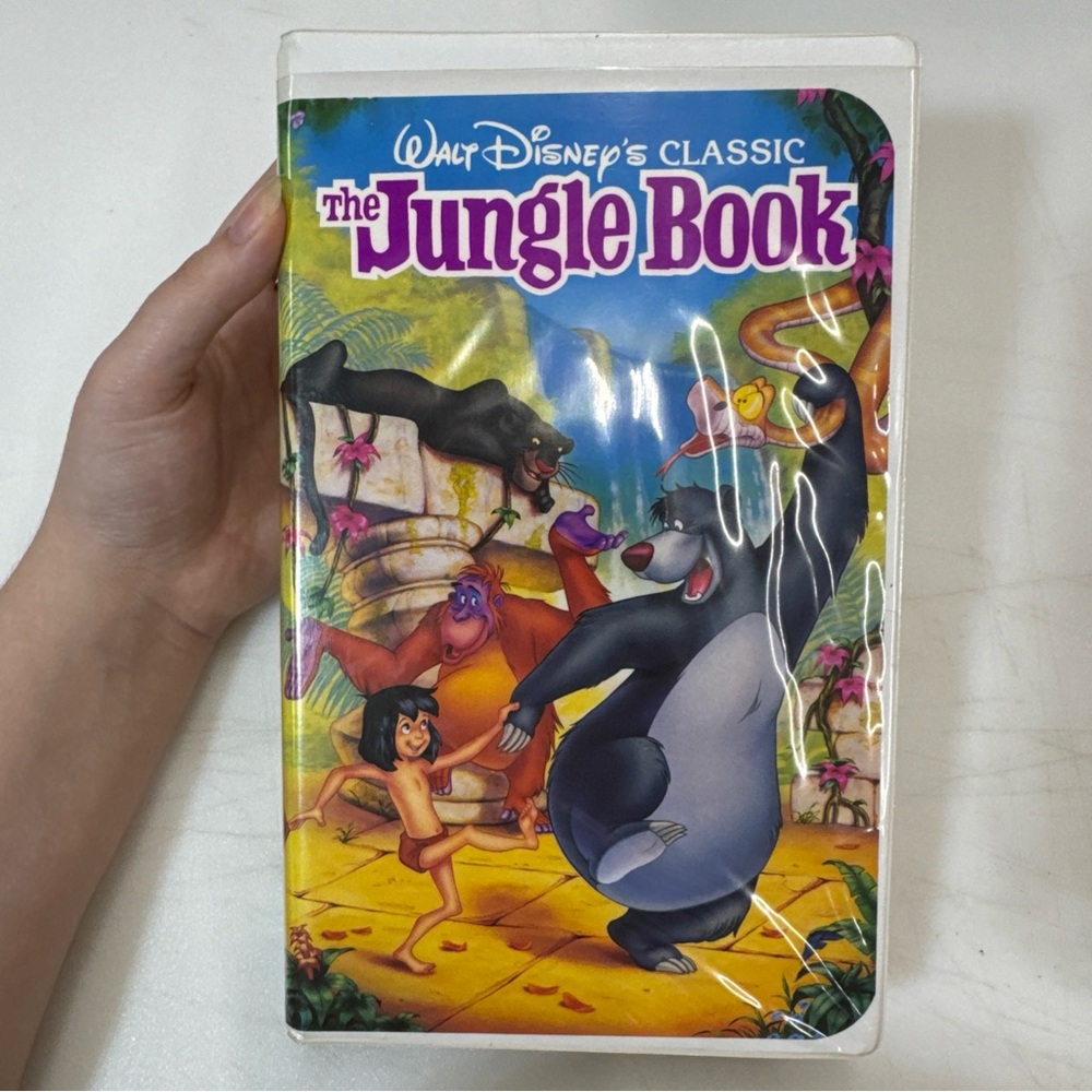 Disney’s The Jungle Book Black Diamond Vintage VHS The Classics Clamshell